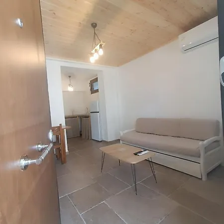 Apartment Marilou Fourka