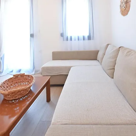 Marilou Apartman *