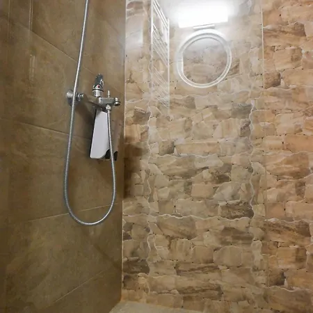 Marilou Apartman