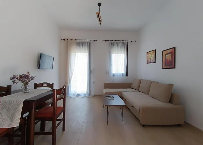 Marilou Apartment *
