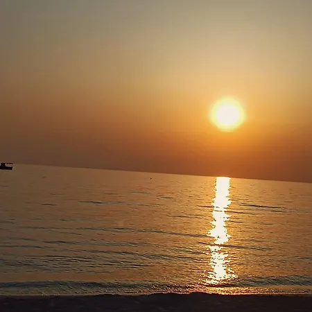 Апартаменты Marilou *